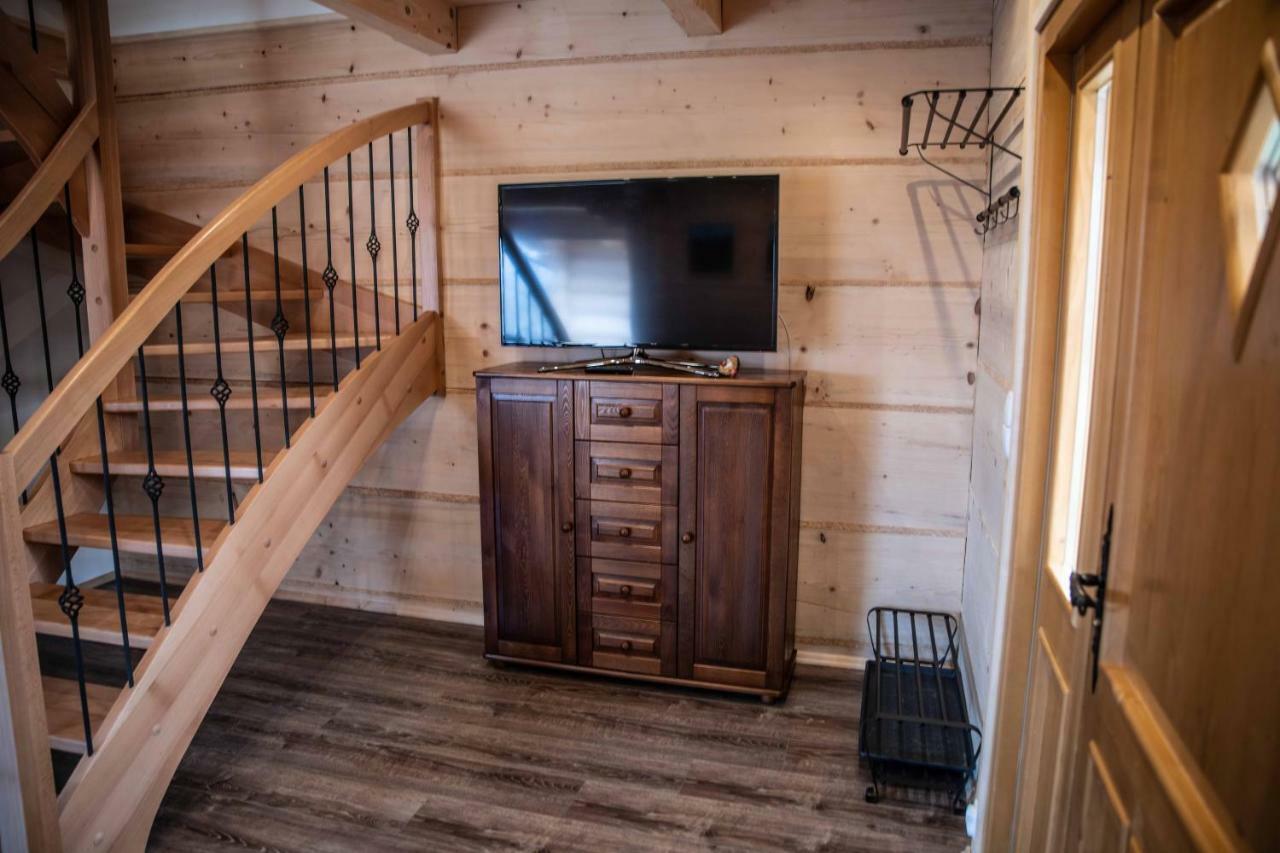 I Na Wyskowkach Jacuzzi & Sauna *